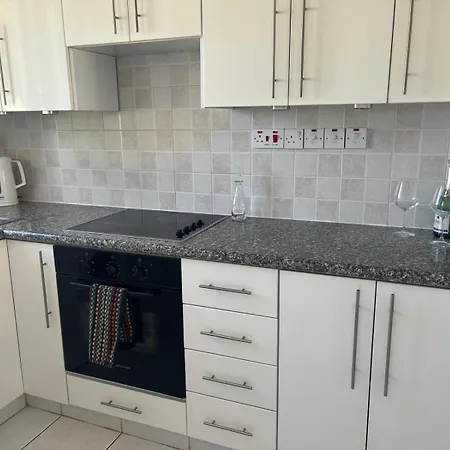 Tranquil Retreat - Cozy 2br House Feriehus Polis