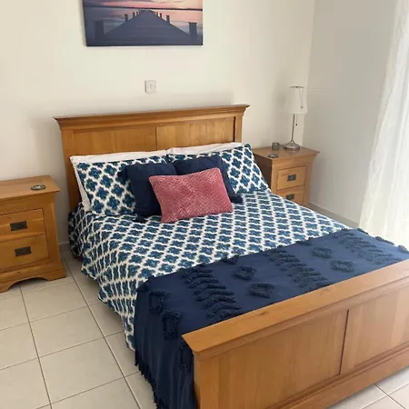 Tranquil Retreat - Cozy 2br House